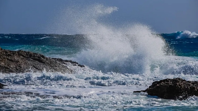 Mer agite et vents puissants : lINM met en garde les usagers de la mer